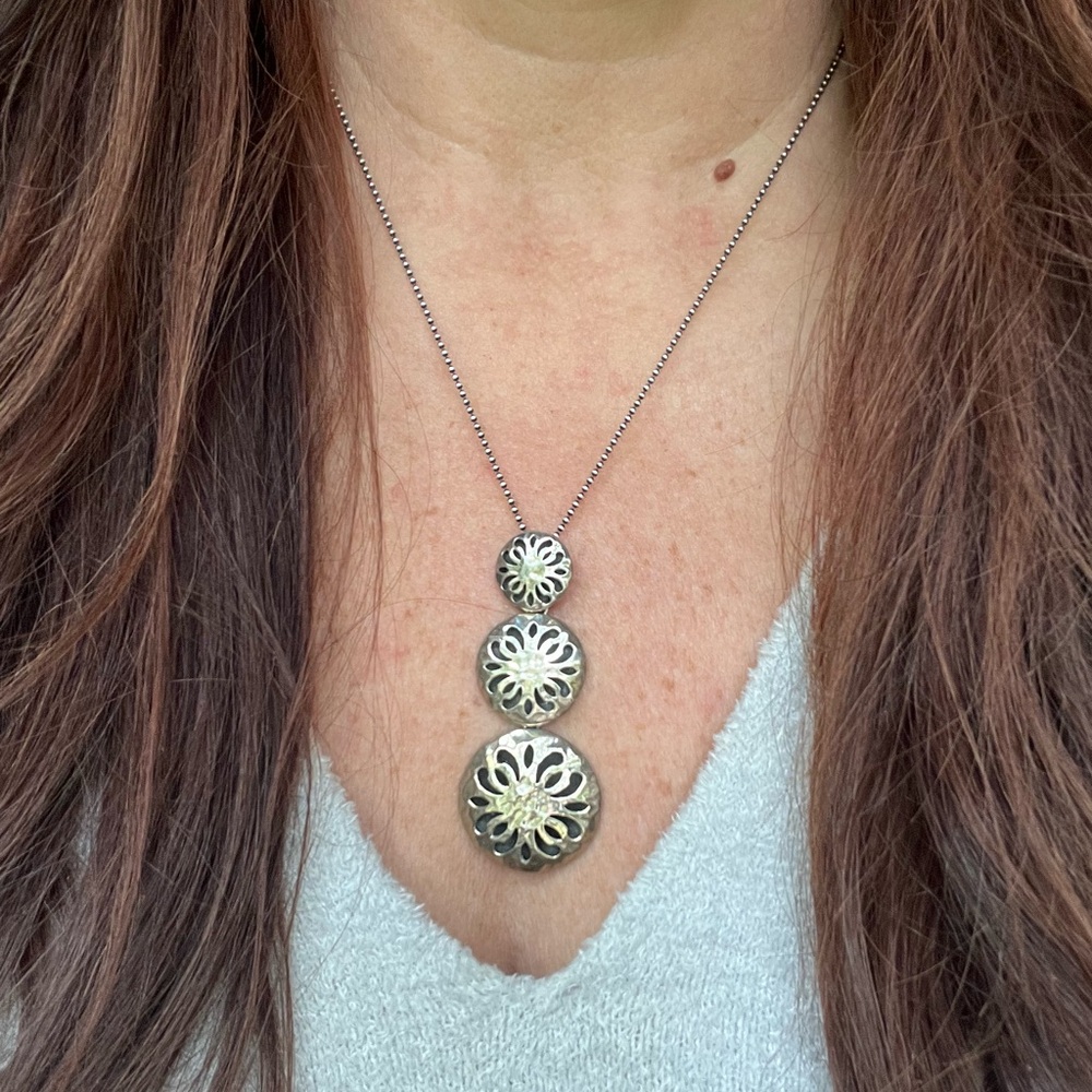 Vintage sterling silver pendant